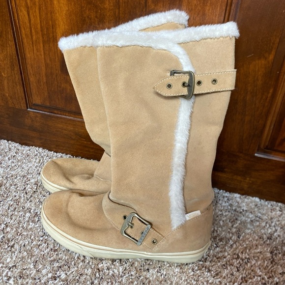 Vans 66 Reilly Brown Faux Fur Lined Winter Boots Womens 8.5 Casual Buckle - Picture 1 of 8